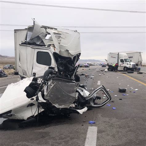 Two people were killed, including a child, and four others were hurt Sunday evening in a rollover crash on Interstate 15 in Pala Mesa. . Accident on i15 near primm today